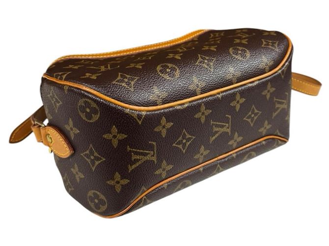 Borsa a tracolla Louis Vuitton Blois Monogram Marrone Monogramma - vista 6
