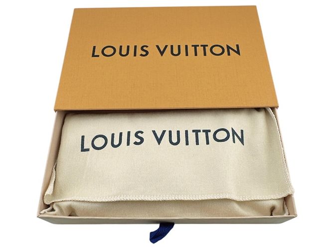 Brazza Louis Vuitton Taiga Long Wallet Black - view 11