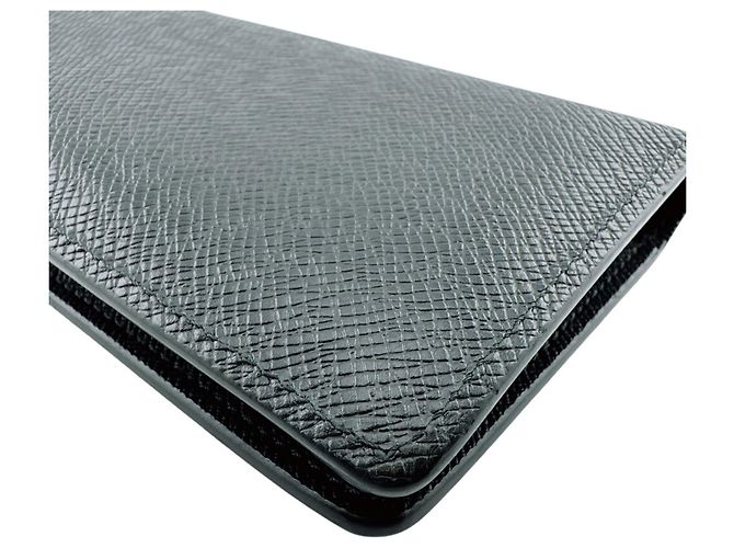 Brazza Louis Vuitton Taiga Long Wallet Black - view 4