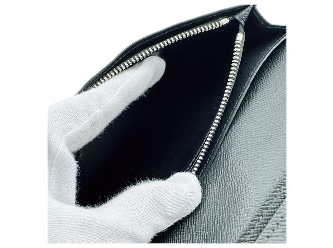 Brazza Louis Vuitton Taiga Long Wallet Black - view 8
