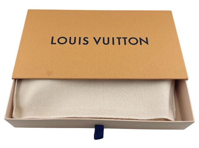 Louis Vuitton Zippy Wallet Vertical Black - view 11