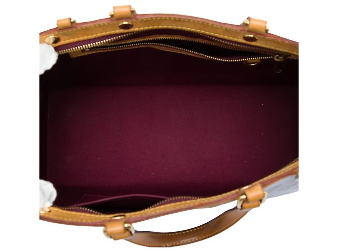 Louis Vuitton Red Monogram Vernis Brea MM Rosso Bordò - vista 4