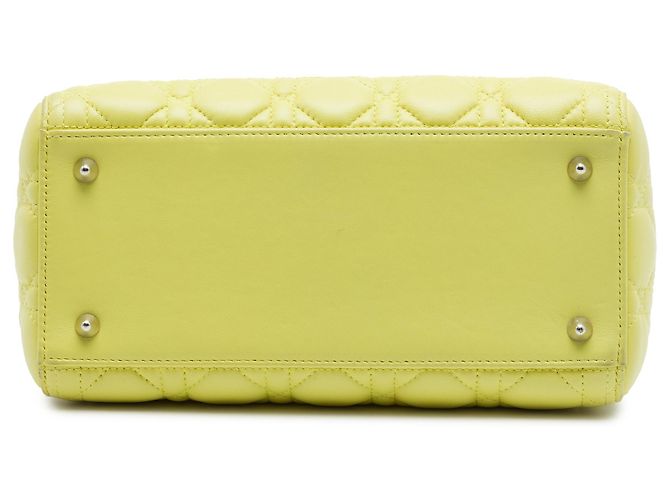 Lady Dior in agnello cannage giallo, misura Medium - vista 3