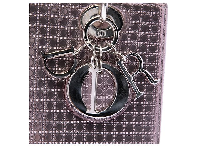 Dior Purple Medium Metallic Patent Microcannage Lady Dior Porpora - vista 5