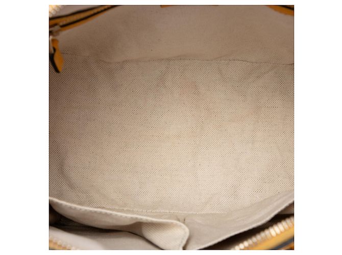 Borsa Gucci Yellow Small Microguccissima in vernice Nice Dome Giallo - vista 4