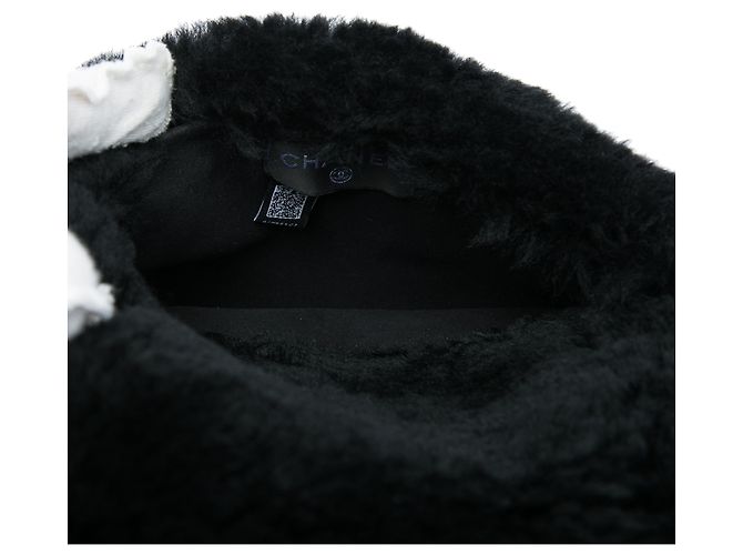 Borsa a tracolla Chanel Black CC in shearling Nero - vista 4