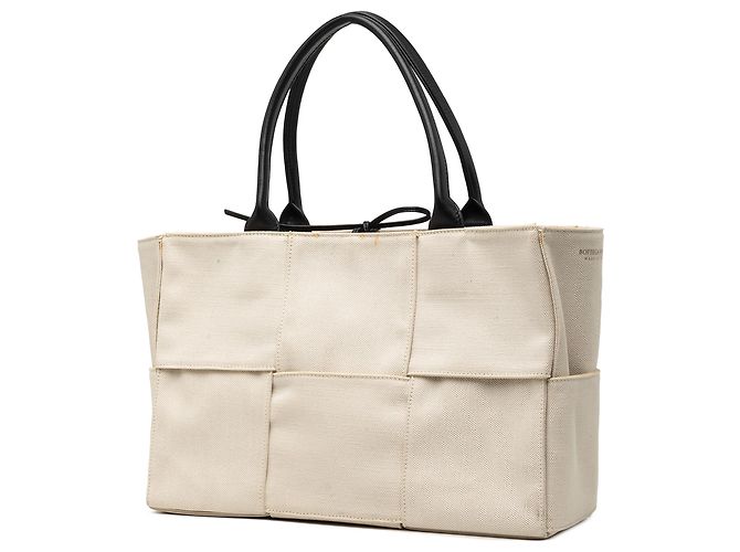 Bolsa Bottega Veneta White Medium Canvas Maxi Intrecciato Arco Tote Branco - vista 2