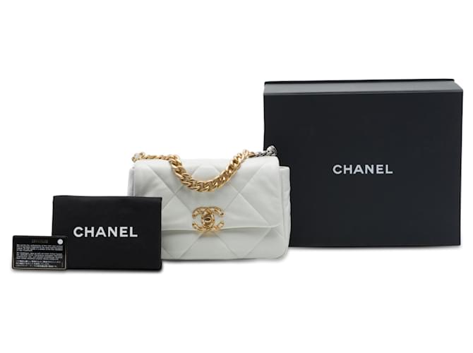 Chanel White Medium Lambskin 19 Flap Bianco - vista 7