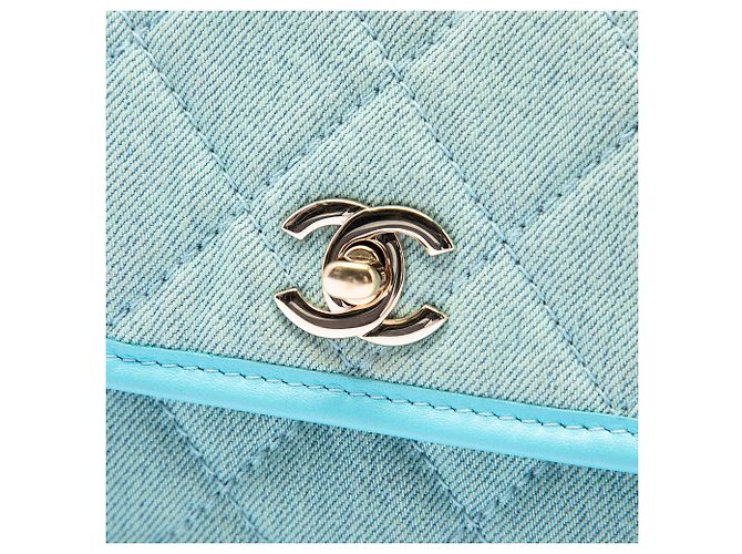 Chanel Blue Mini CC gesteppte Denim Messenger Flap Blau Türkis - Ansicht 5