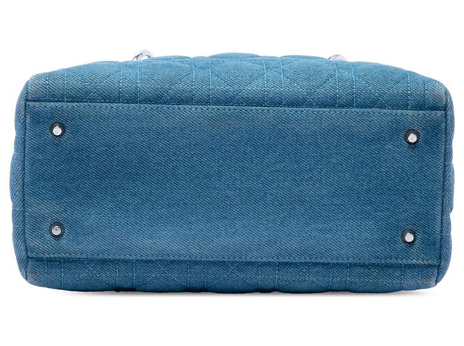 Lady Dior in denim blu Cannage con manici in acrilico Medium - vista 3