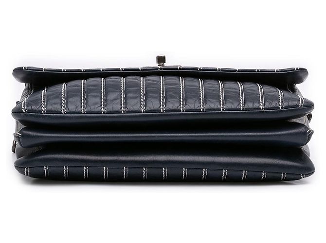 Chanel Blue Large Vertical Quilted Lambskin Stitched Single Flap Azul Azul marino - vista 3