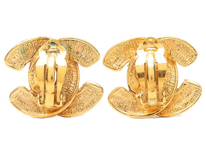 Orecchini a clip Chanel Gold CC trapuntati placcati oro D'oro - vista 2
