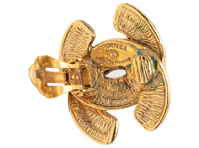 Orecchini a clip Chanel Gold CC trapuntati placcati oro D'oro - vista 3