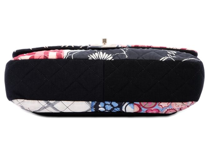Chanel Black Jumbo Printed Nylon and Jersey Patchwork Single Flap Nero - vista 3