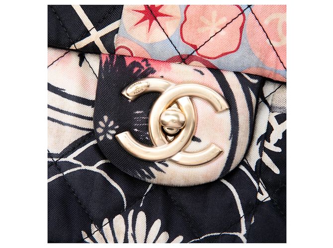 Chanel Black Jumbo Printed Nylon and Jersey Patchwork Single Flap Nero - vista 5