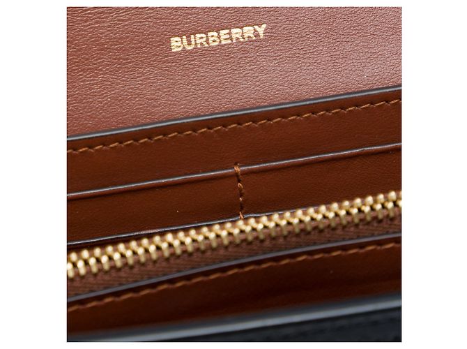 Cartera Hannah de lona con rayas icónicas marrones de Burberry con correa - vista 5