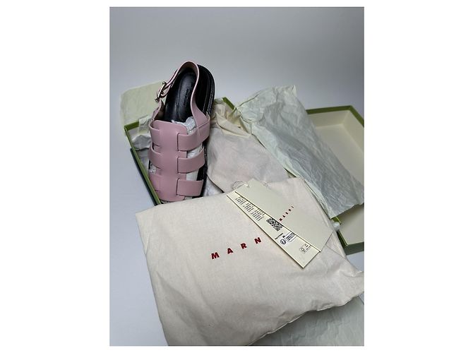 Marni Sandali Fussbett in Pelle - Rosa - 39 - vista 4