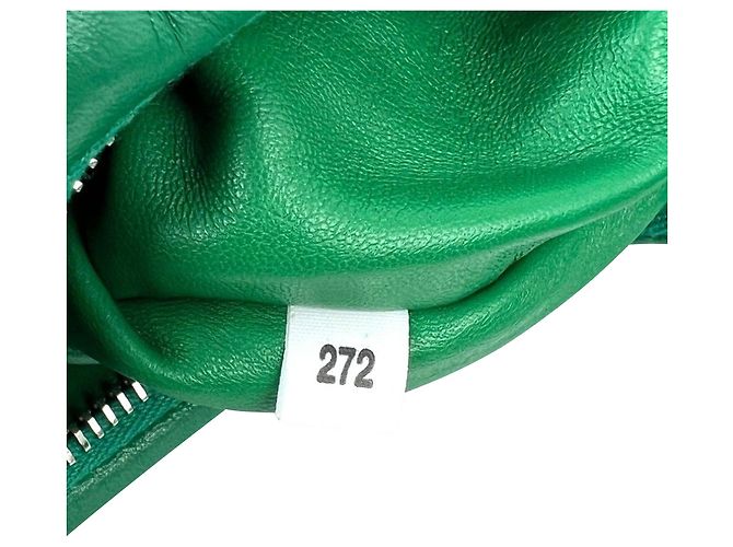 Bolsa de mão mini acolchoada em couro nappa macio verde Prada - vista 7