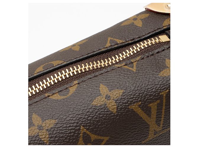 Borsa a tracolla Louis Vuitton Monogram Canvas Side Trunk PM Marrone - vista 9