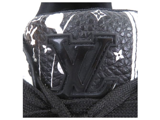 Sneakers Louis Vuitton LV Trainer Line Nero Bianco - vista 7