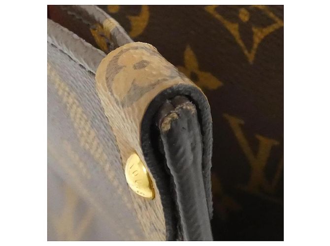 Borsa Tote Louis Vuitton OnTheGo Monogram Giant Marrone - vista 4