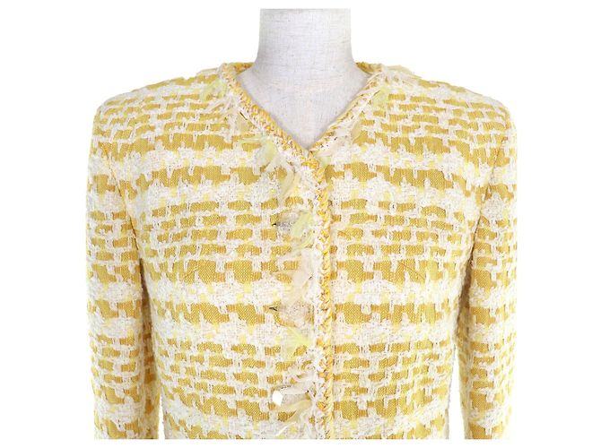 Chaqueta de tweed Chanel Amarillo - vista 4