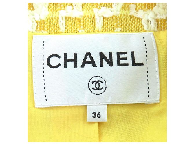 Chaqueta de tweed Chanel Amarillo - vista 7