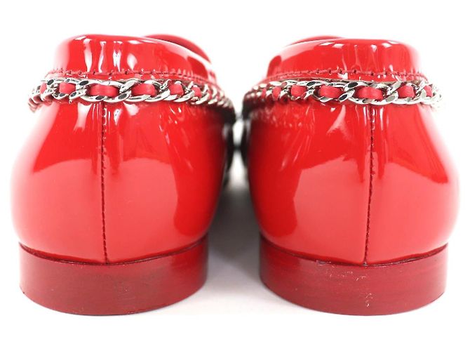 Mocassini Chanel G35631 in vernice Rosso - vista 5