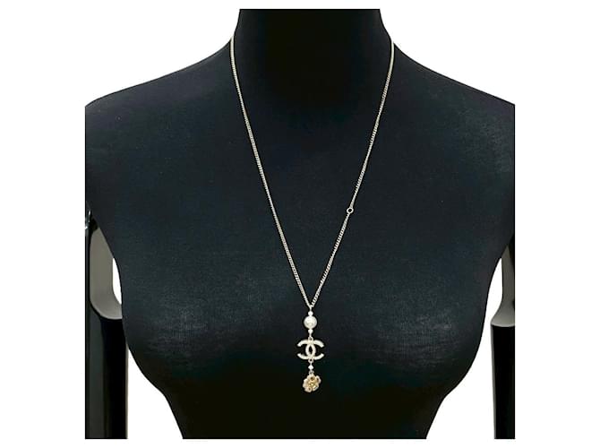 Collana Chanel Coco Mark Flower D'oro - vista 2