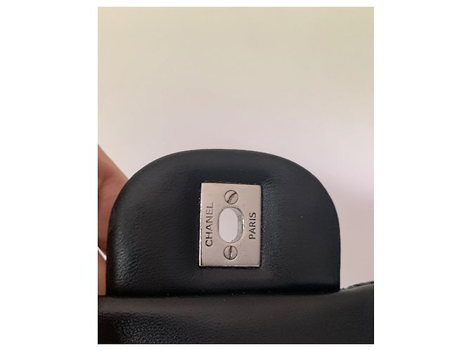 Borsa Chanel Timeless Classic Jumbo Flap in pelle traforata Nero - vista 11