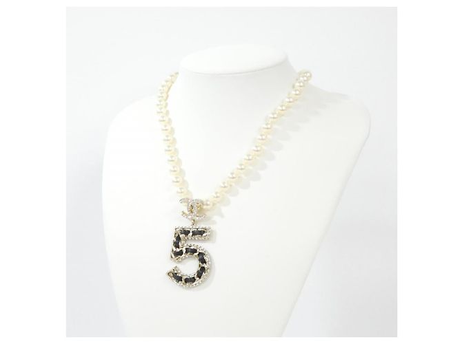 Timeless Collar Chanel ABA285 Blanco - vista 5