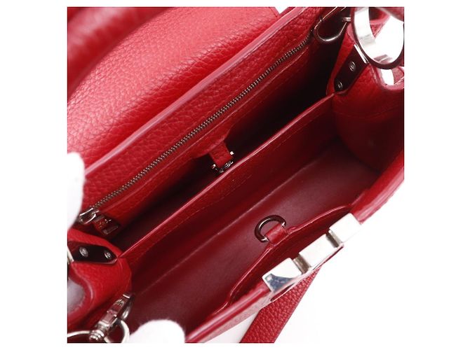 Borsa 2way Louis Vuitton Capucines BB Taurillon Rosso - vista 6