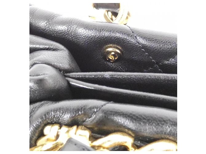Borsa a tracolla in agnello Chanel Nero Gold hardware - vista 6