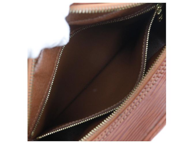 Borsa a tracolla Louis Vuitton Trocadero27 Epi Bronzo - vista 6