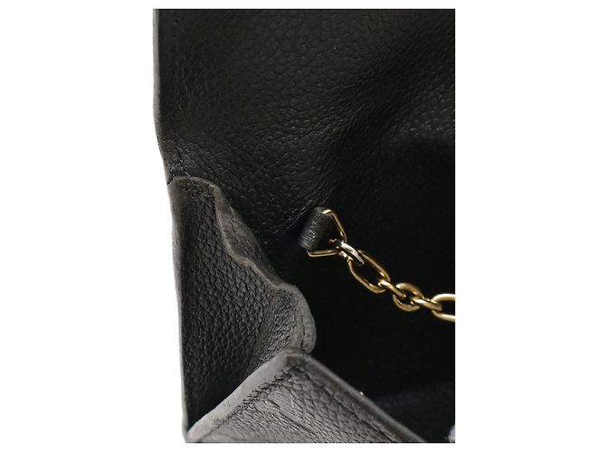 Louis Vuitton Pochette Clé Monogram Empreinte Monedero Negro - vista 6