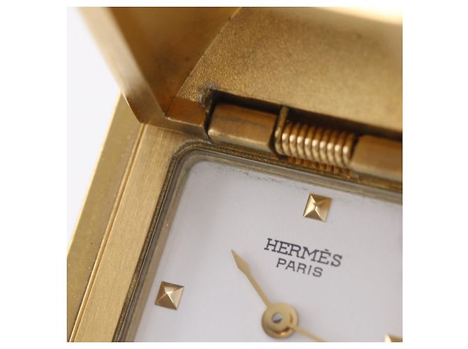Reloj Hermès Medor Metal Dorado - vista 17