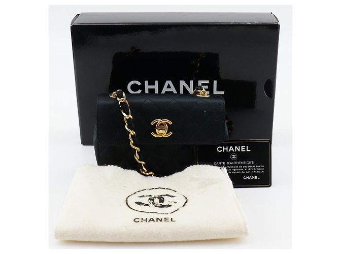 Mini borsa a tracolla con catena Chanel Borsa a tracolla in raso Nero - vista 14