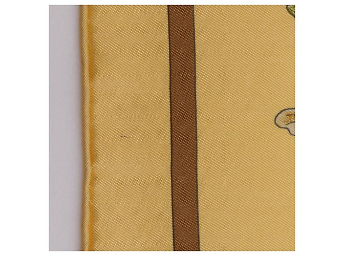 Hermès Hermes Carre90 CASSE NOISETTE Sciarpa in seta Beige - vista 7