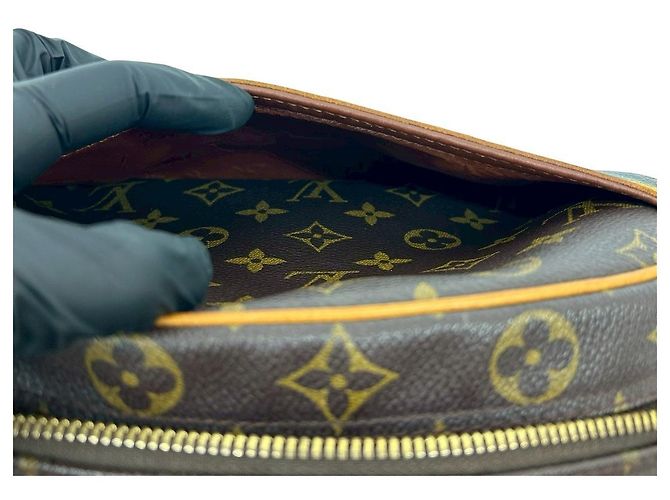 Bolso de hombro de piel Louis Vuitton Monogram Castaño - vista 11
