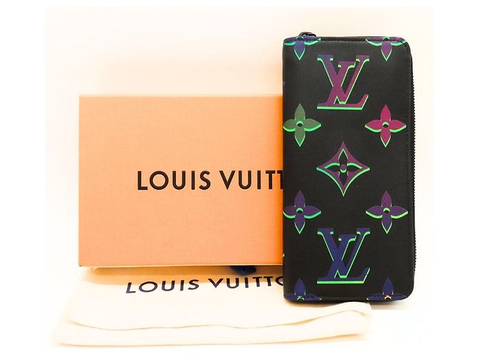 Louis Vuitton Zippy Wallet Vertical Monogram Long Wallet Black - view 12