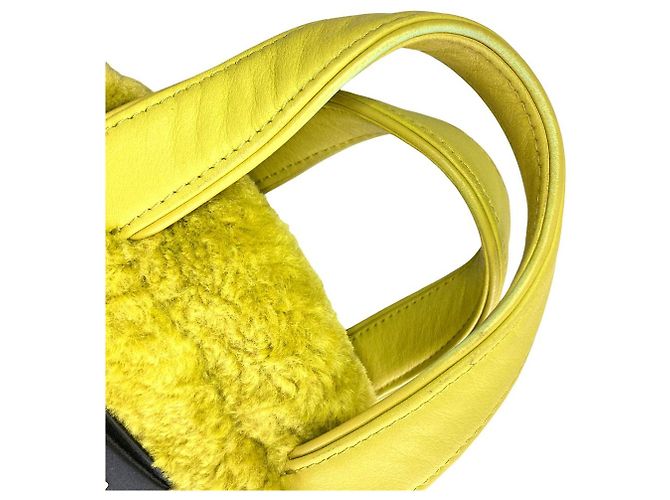 Borsa kate spade Apres Chic Faux Shearling Verde - vista 5