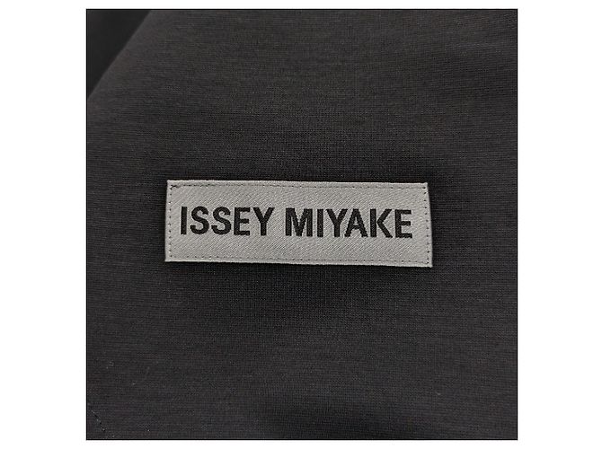 ISSEY MIYAKE SIMPLE ENSEMBLE Jersey Double Jacket Negro - vista 7