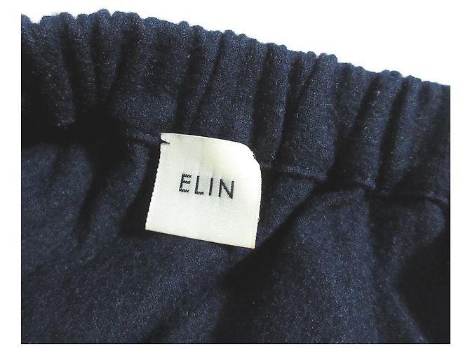 Autre Marque ELIN Woll-Top mit Off-Shoulder-Ausschnitt Blau Marineblau - Ansicht 6