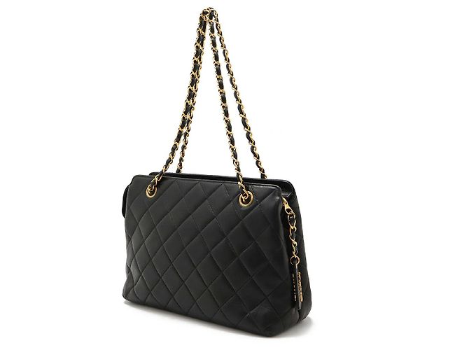 Timeless Bolsa Tote 2way em pele de cordeiro Chanel Preto - vista 2
