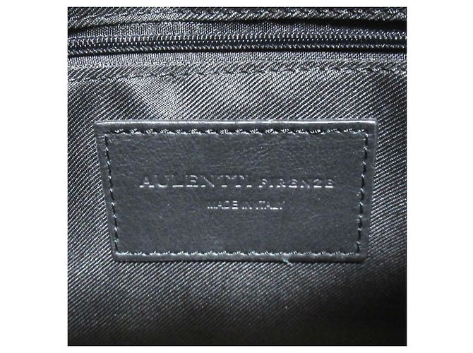 Autre Marque Bolsa de ombro acolchoada em couro AULENTTI Preto - vista 8