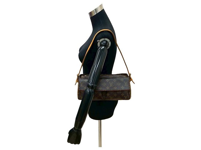 Borsa a tracolla Louis Vuitton Vivasite in pelle monogram Marrone - vista 3