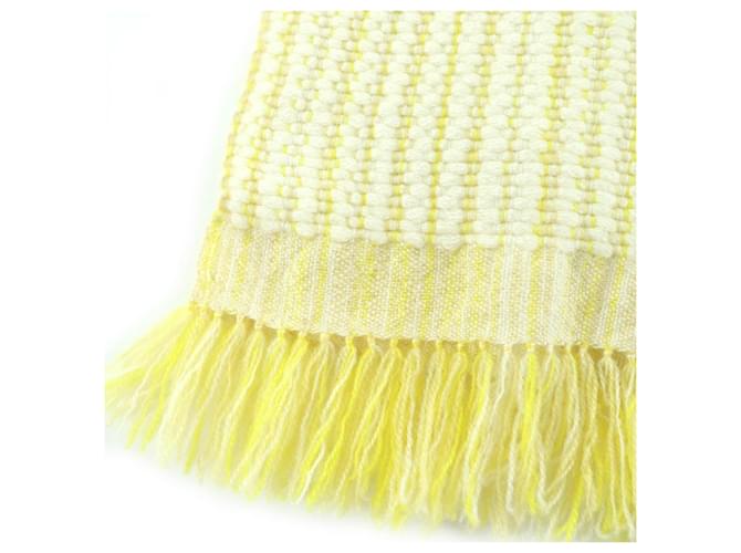 Sciarpa Hermès Wavy Large in cashmere Giallo - vista 5