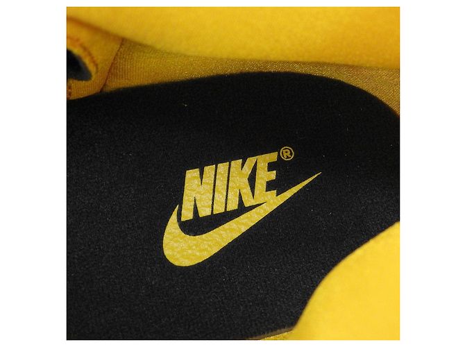Autre Marque Sneakers alte NIKE DUNK HIGH RETRO PRM Nero Giallo - vista 7