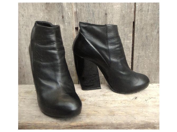Botines de cuero negro Pierre Hardy - vista 2