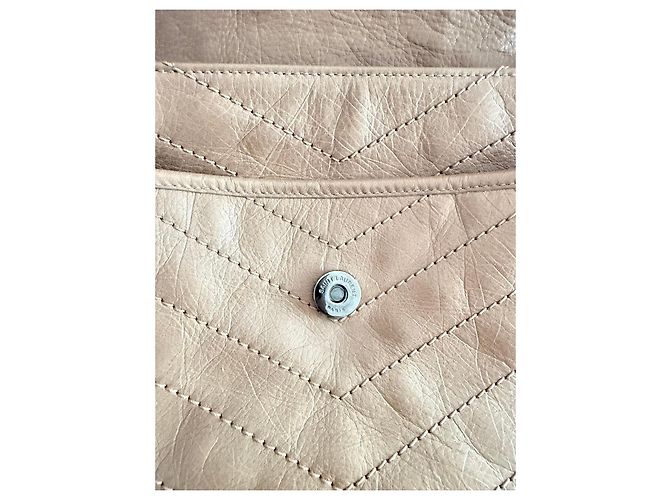 Saint Laurent Niki Bolsa de couro acolchoado Bege - vista 6